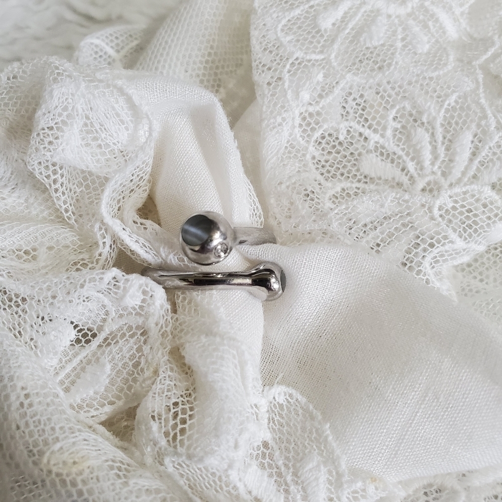 Silver Cat Eye Ring Solid Sturdy Crystal Stone Si… - image 4